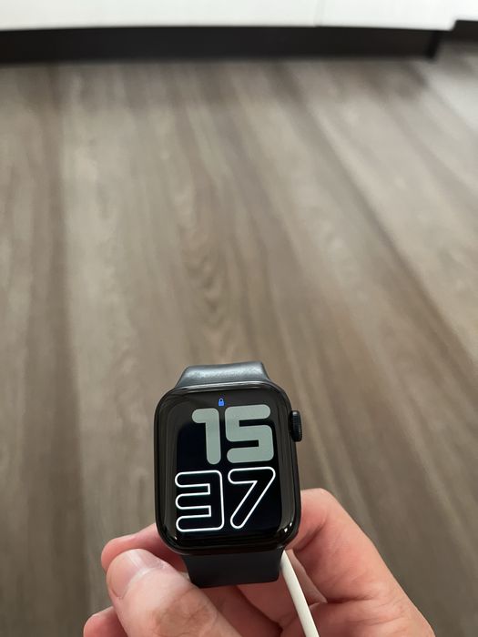 Продам Apple Watch