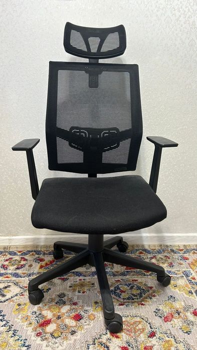 Продам офисное кресло