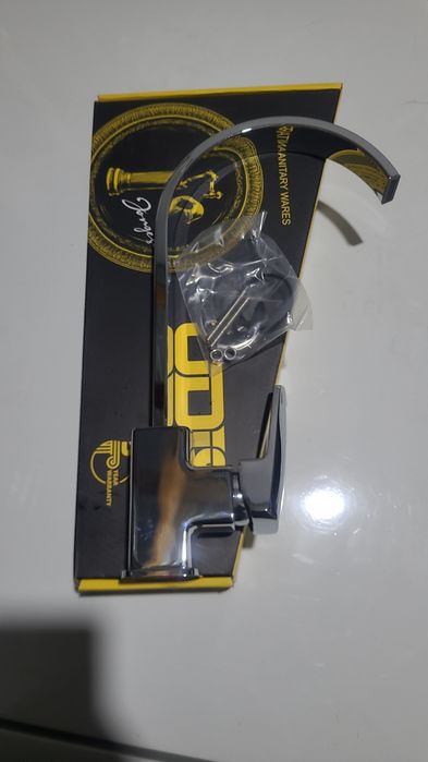 Смесителья для раковины и кухни