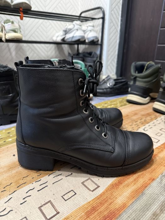 Ботинки зимние 40 размер, не маломерки