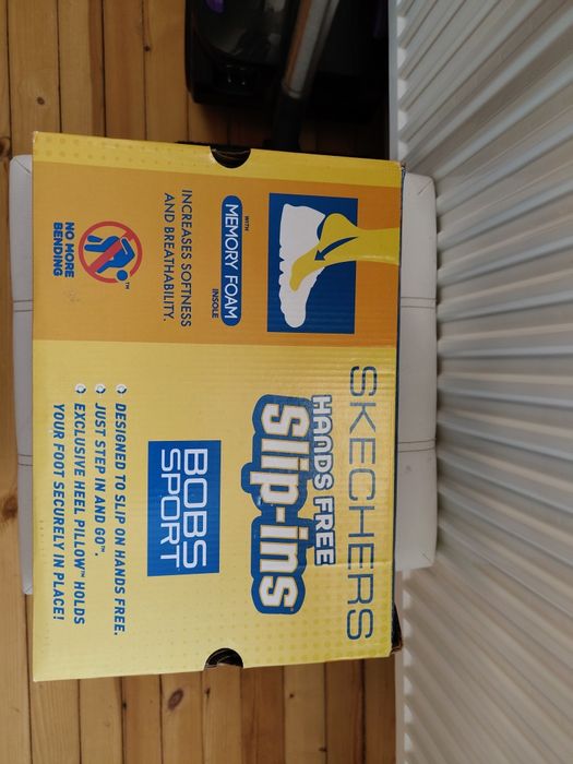 Дамски маратонки Skechers - нови