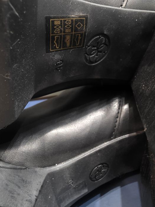 Дамски кожени боти GUESS