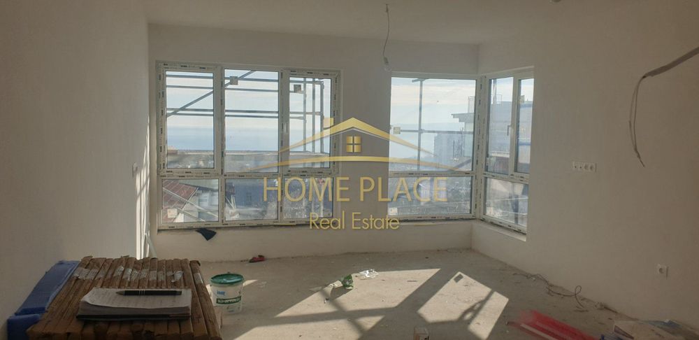 Несравнима и нескриваема морска панорама! Елегантен двустаен апартаме