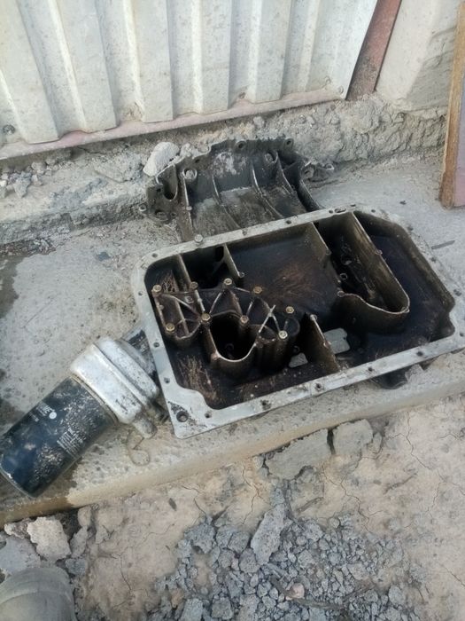 Ауди а6, с4 поддон 2.6   2.8