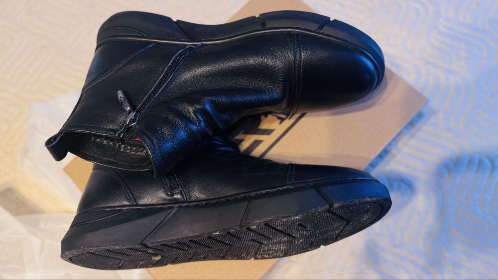 Ghete de barbat, imblanite, din piele naturala Other