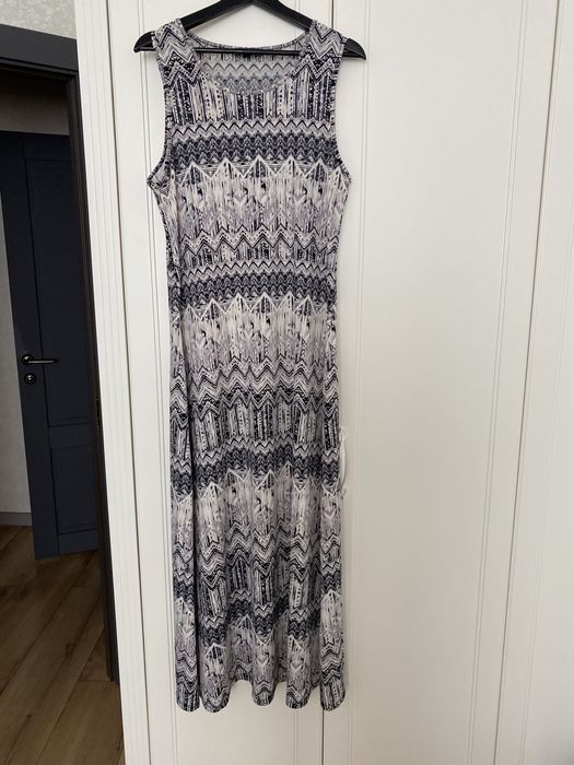 Продам женское платье