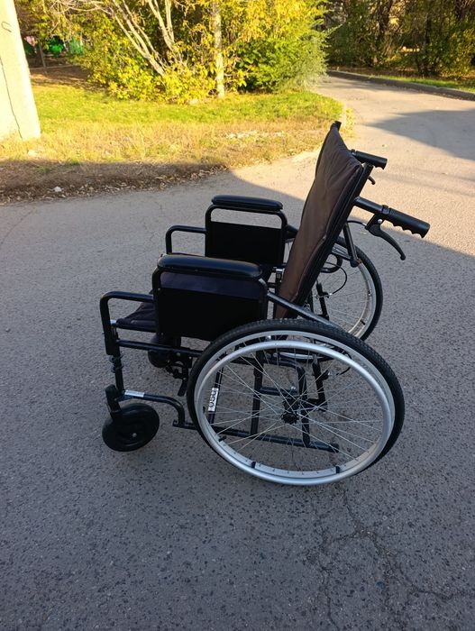 Инвалидная коляска