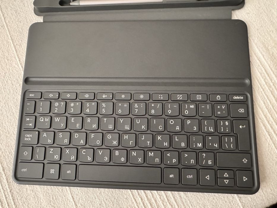 Lenovo Idea Tab Matte Edition + Pen and Keyboard | Таблет с клавиатура, писалка и матов екран Lenovo
