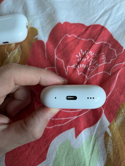 Слушалки airpods pro 2 usb-c