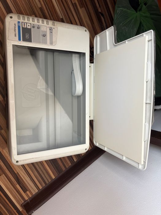 Imprimantă HP Deskjet F380