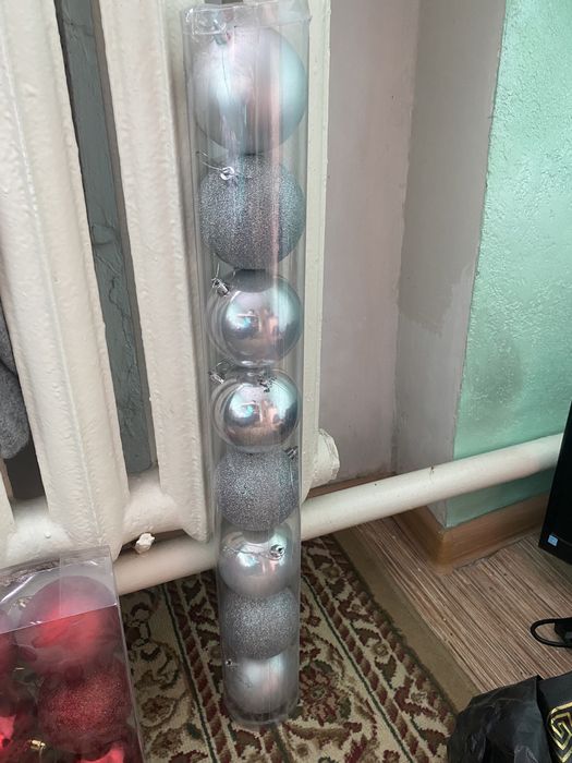 игрушки на елочку