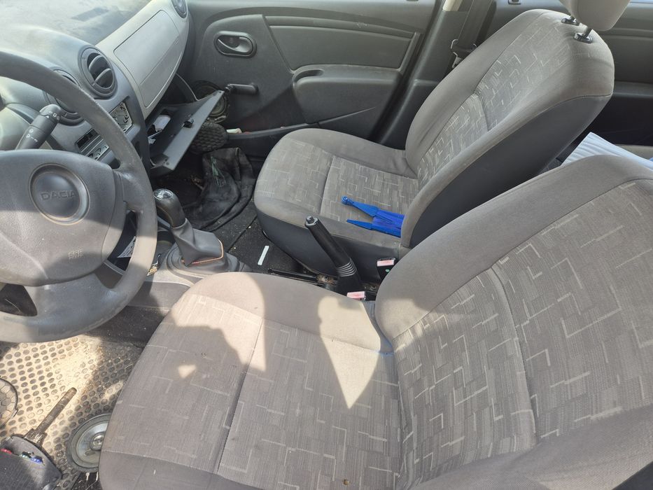 Dacia sandero 1.4 mpi 2009