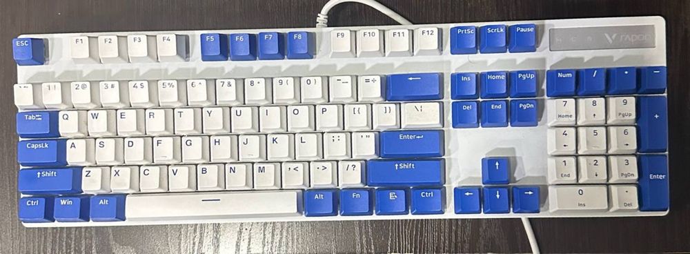 Срочно продается игровой компьютер+клавиатура+наушники