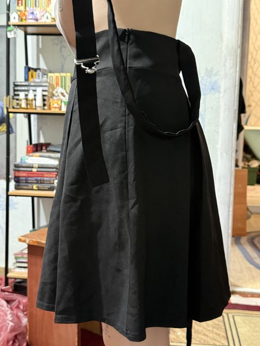 продам юбку с ремешками