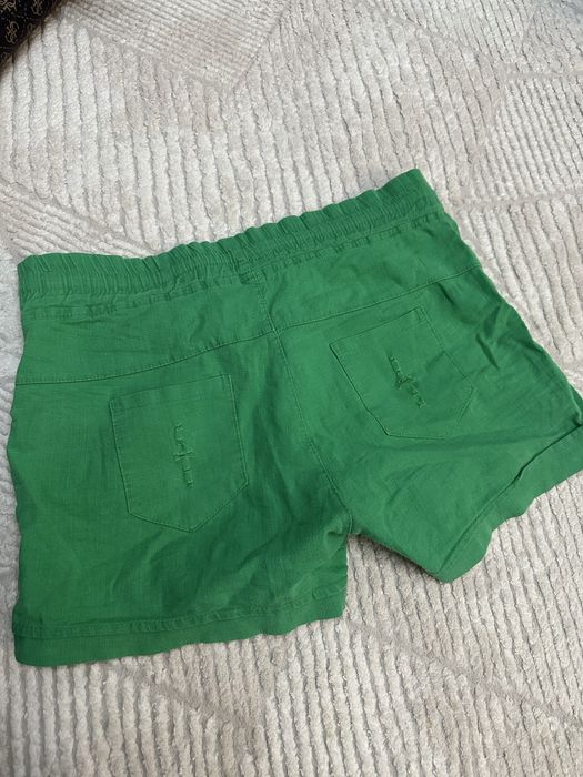 Шорты отдам за 700 тг