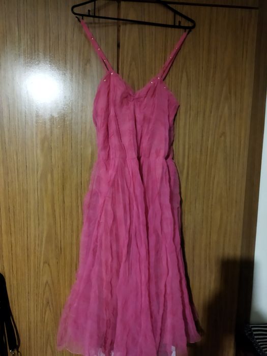 Чисто нова рокличка,пепел от рози..номер С подходяща за много случай..