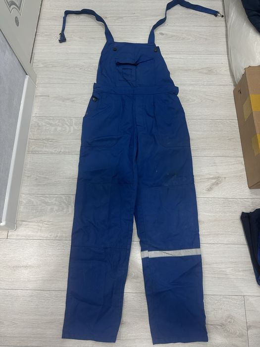 Продам спец одежду