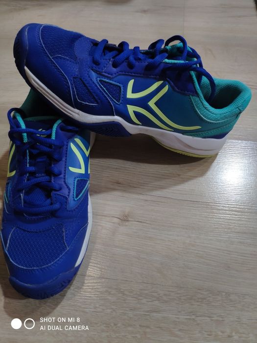 Маратонки Artengo номер 38