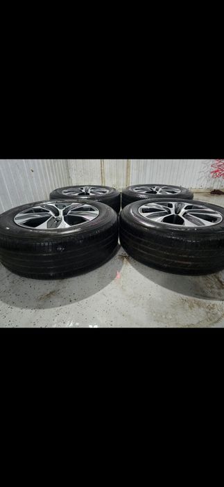 Michelin 235/65  R18