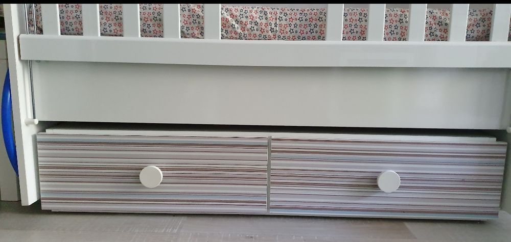 Детско креватче,кошара с люреещ механизъм Dizain baby