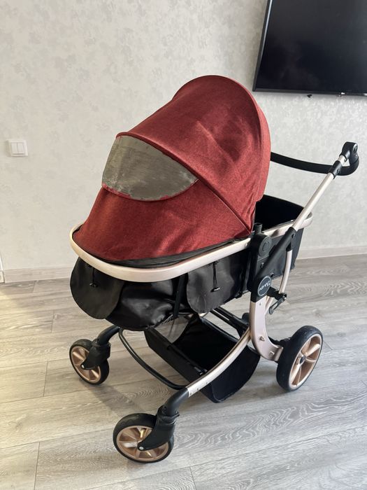 Продам коляску aimile