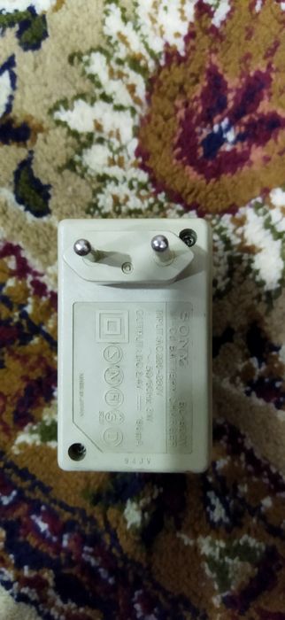 Зарядное устройство пальчиковых батареек