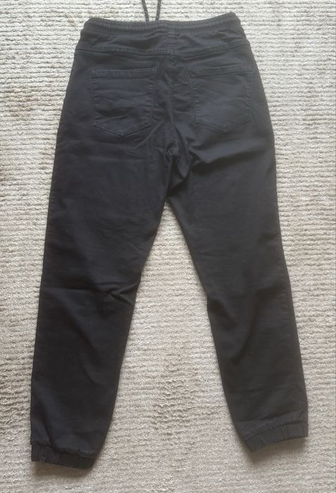 Geaca casual dama si pantaloni casual sport.