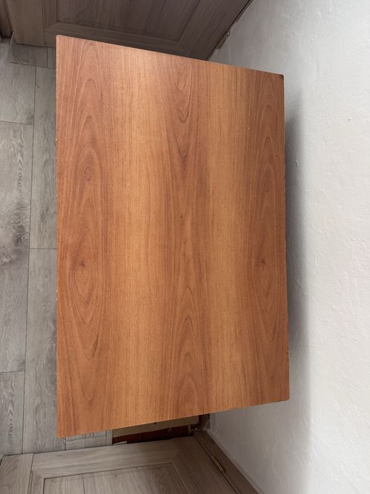 Письменный стол за 4.000тг