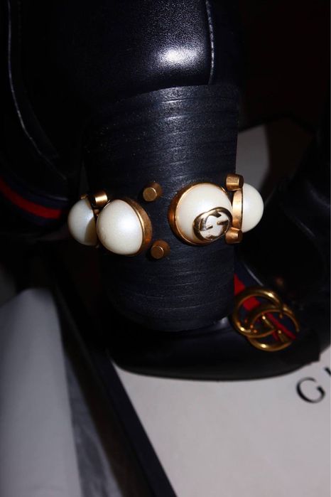 Продам ботильоны Gucci оригинал!