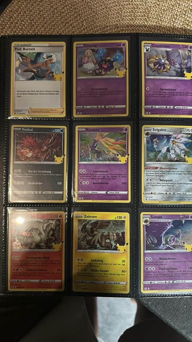 Pokemon карти колекция