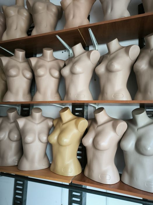 Продавам оборудване за магазин