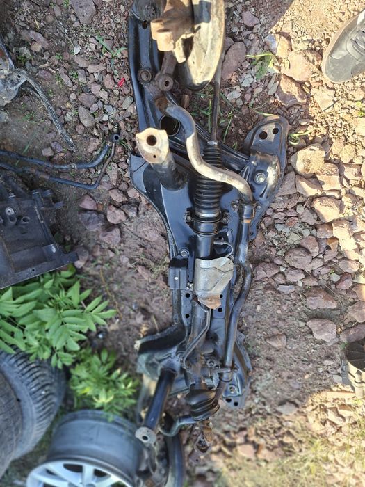 Тойота Ярис 1.5 VTS 110к.с на части