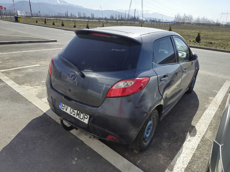 MAZDA 2 2008 — imagine 4