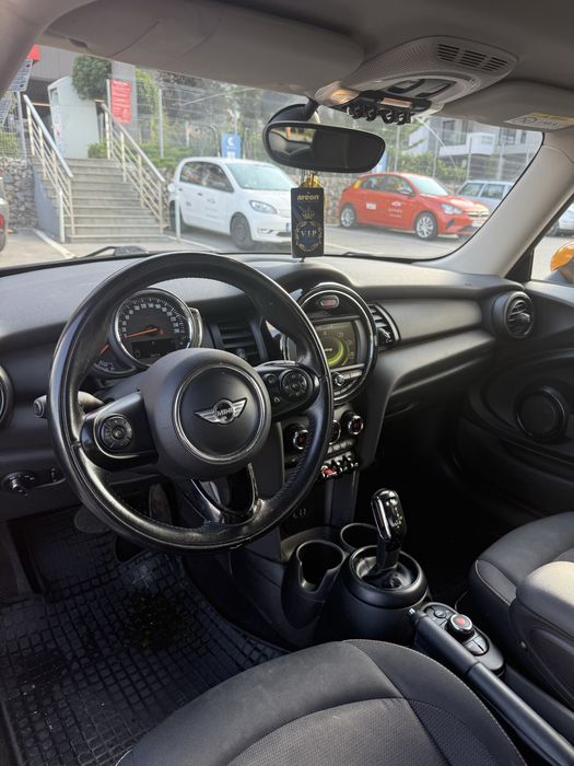 Mini Cooper one 1.5 автомат