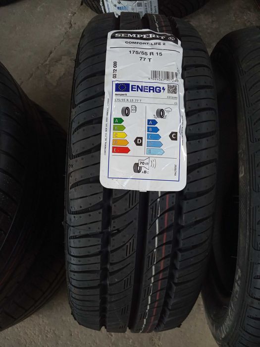 2 Нови летни гуми 175/55R15 Semperit Comfort-Life 2 77T DOT2025 France