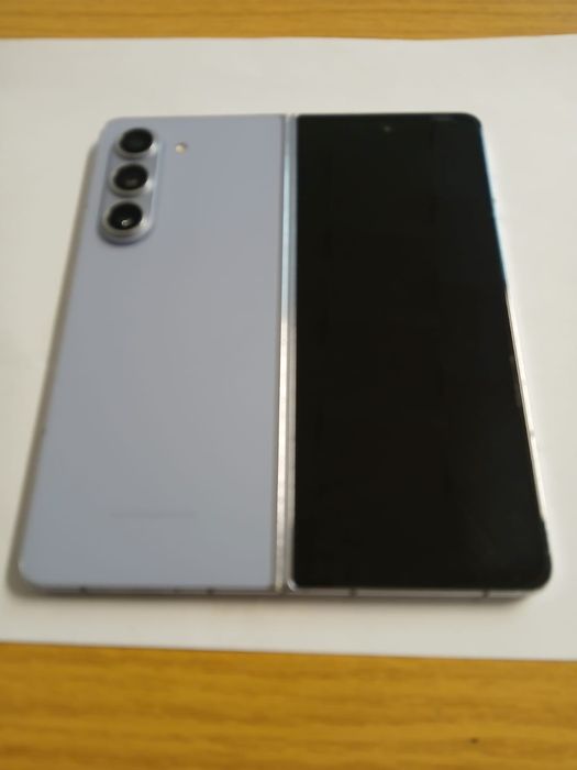 Samsung fold 5 512gb 12gb ram