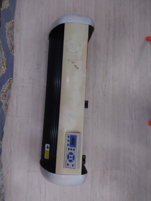 Режущий плотер б/у