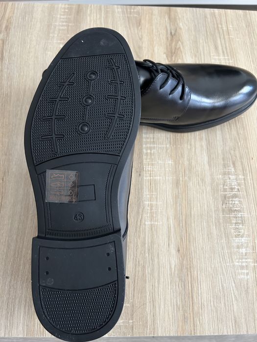 Pantofi bărbați negri noi 39 - 44
