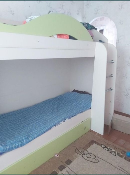 Продам детскую кровать
