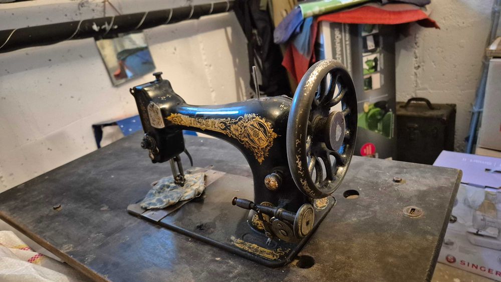 Vand Masina de cusut SINGER, veche, de colectie, an 1920