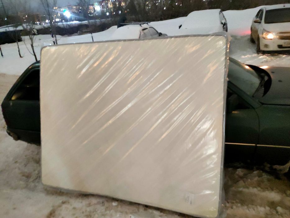 Продам матрас новый испания