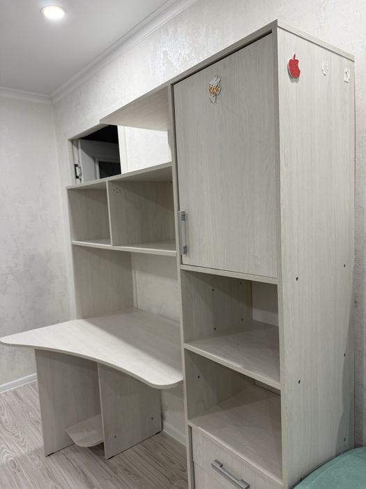 Шкаф подойдет для компьютеров и т.д.