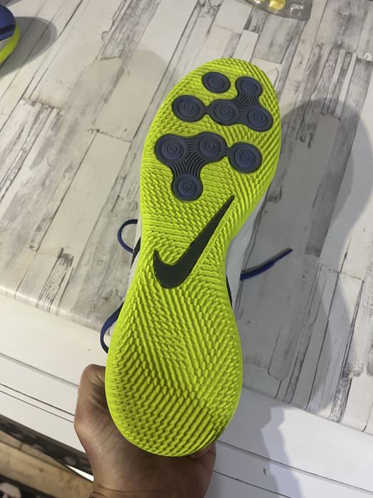 Стоножки Nike Phantom GT