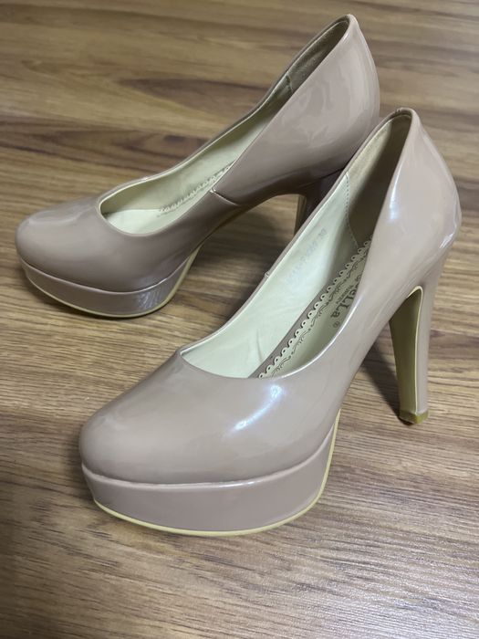 Продам шикарные туфли