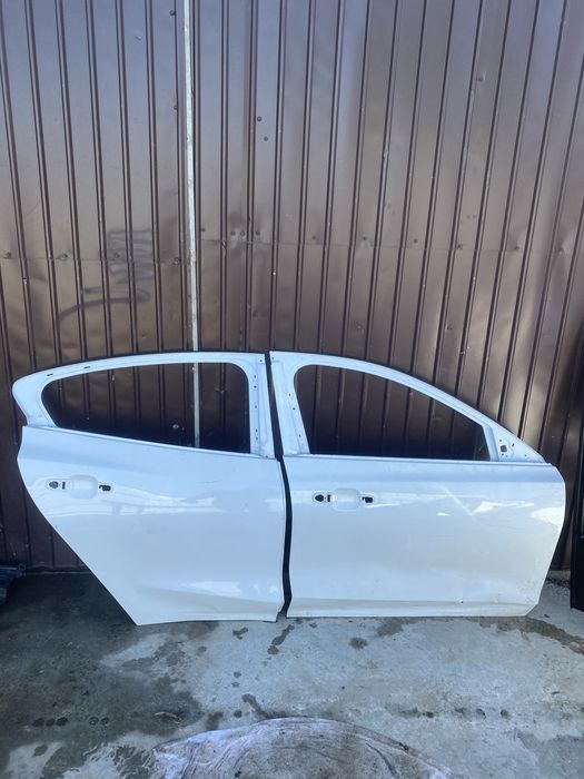 Usa dreapta fata / spate ford focus mk4 hb 2018-2022