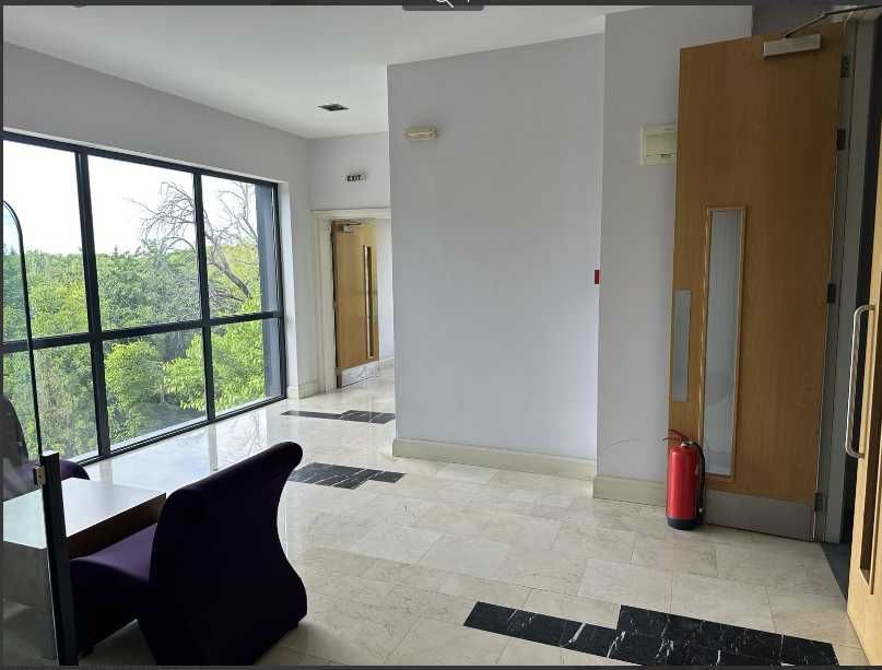 Дава се под наем Офис в Варна, Център - 50 кв.м за 375 € - Снимка #3