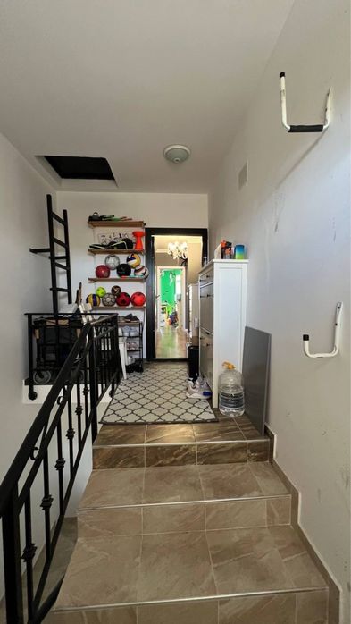 Продава се Тристаен апартамент в Бургас, Център - 96 кв.м за 1719 €/кв.м - Снимка #18