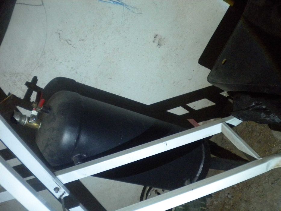 Емкость для воды. Материал железный