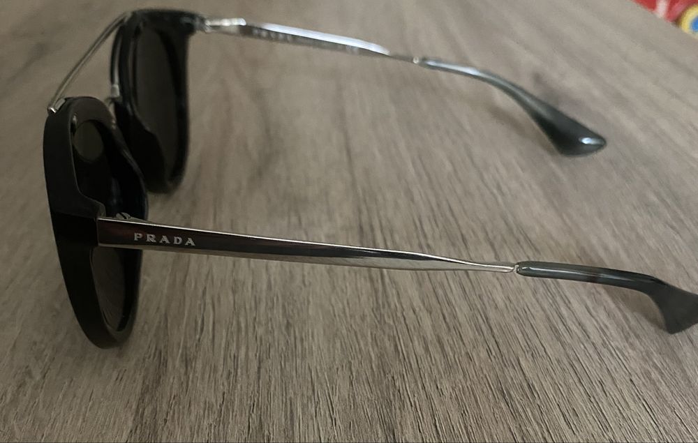 Дамски слънчеви очила Prada SPR 23S Catwalk 1AB1A1