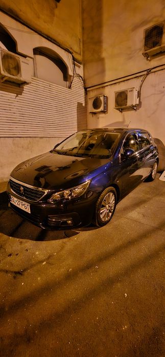 Vand Peugeot 308/an 2018/km: 53.000/ unic proprietar.
